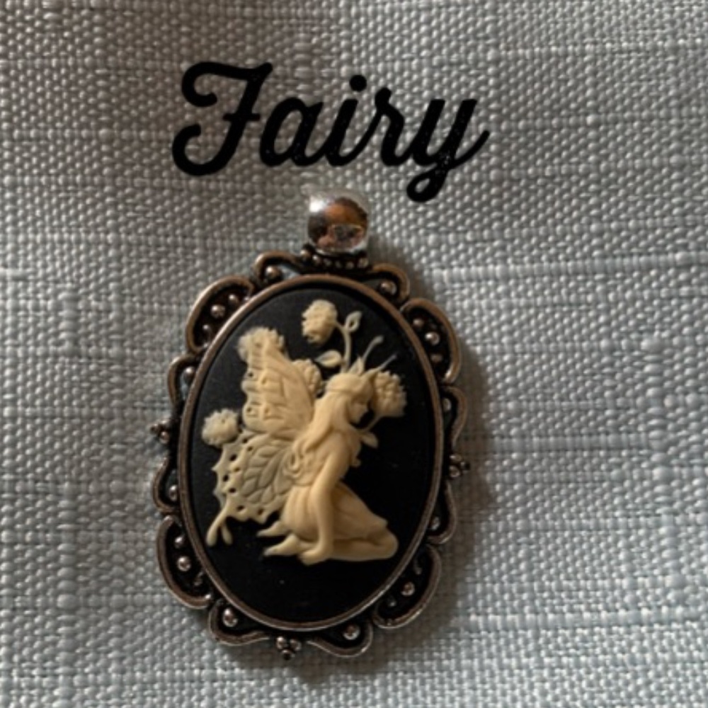 NWT Handmade Pendants in 2 Styles to Choose From! FREE Necklace! - Picture 3 of 4